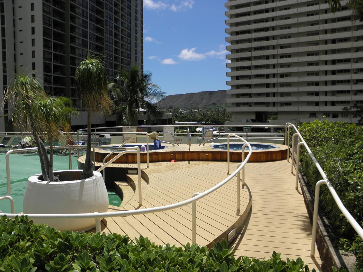 Ocean & Diamond Head Views - Near Beach - Parking! Honolulu Esterno foto